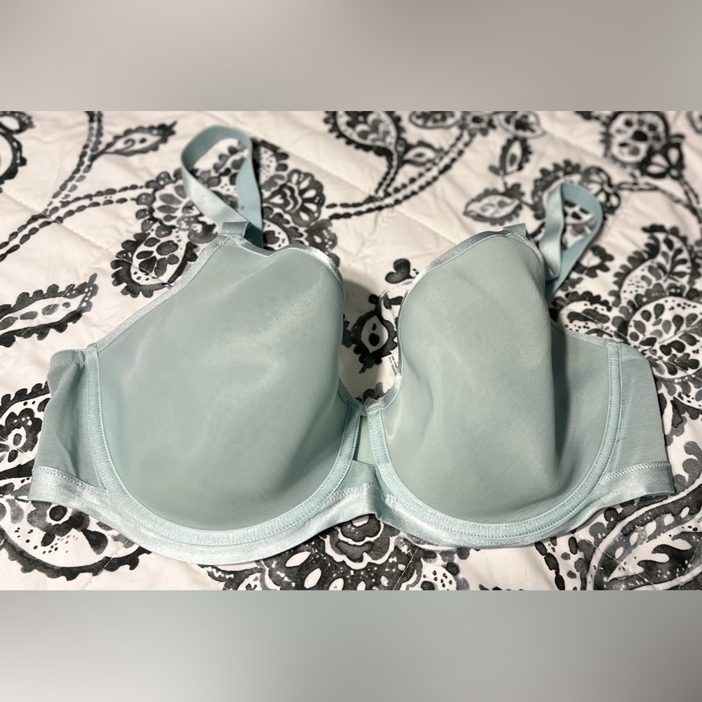 Soma Lightest Lift Smooth Perfect Coverage bra in size 40DD